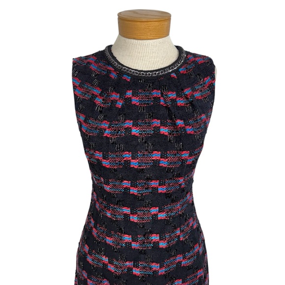 Trina Turk SZ 2 Goodnight Tweed Sheath Dress Black Accent Chain, Neck - Picture 7 of 10